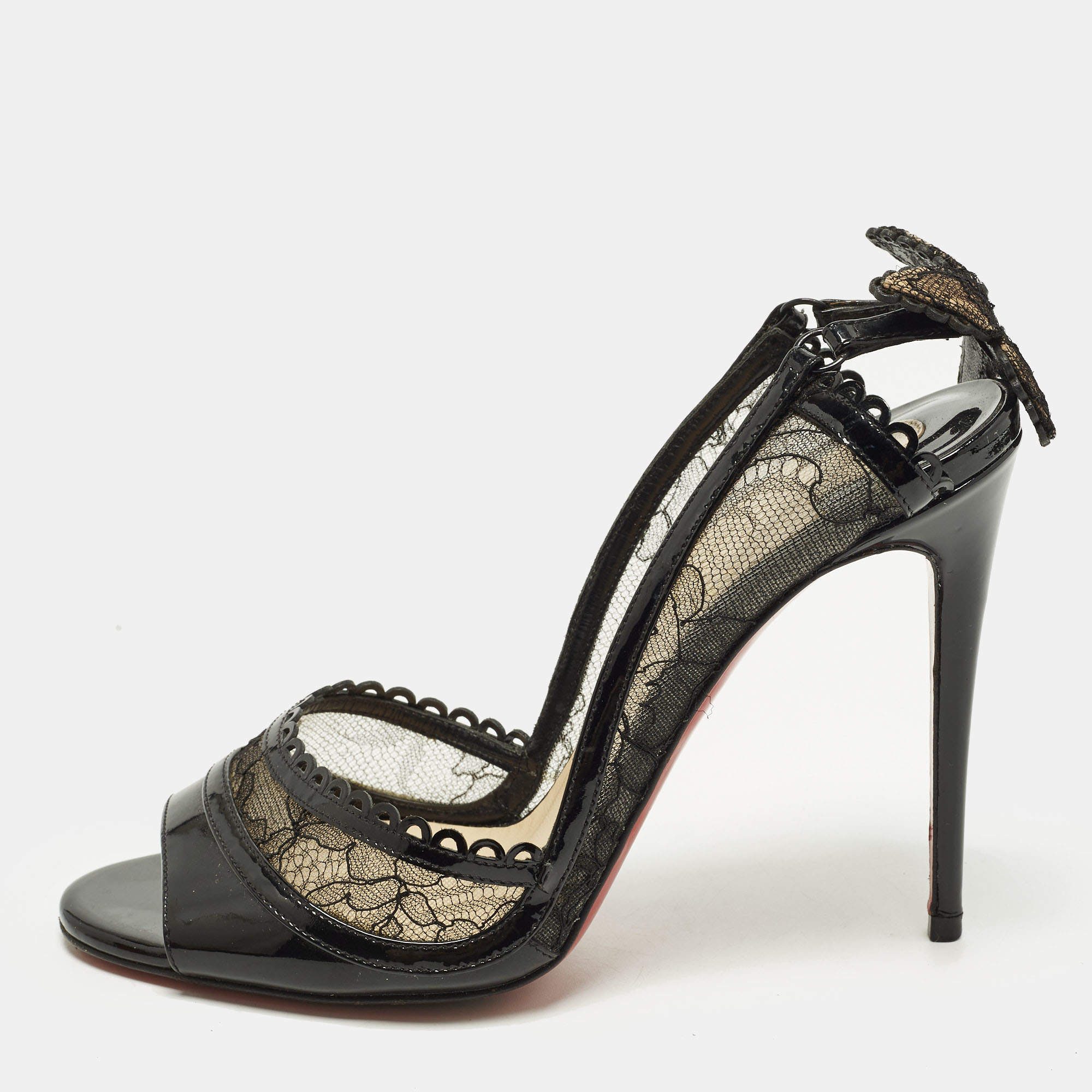 مملوكة مسبقًا Christian Louboutin Size 36 Black Lace and Patent Leather Chantilly Butterfly Peep Toe Pumps