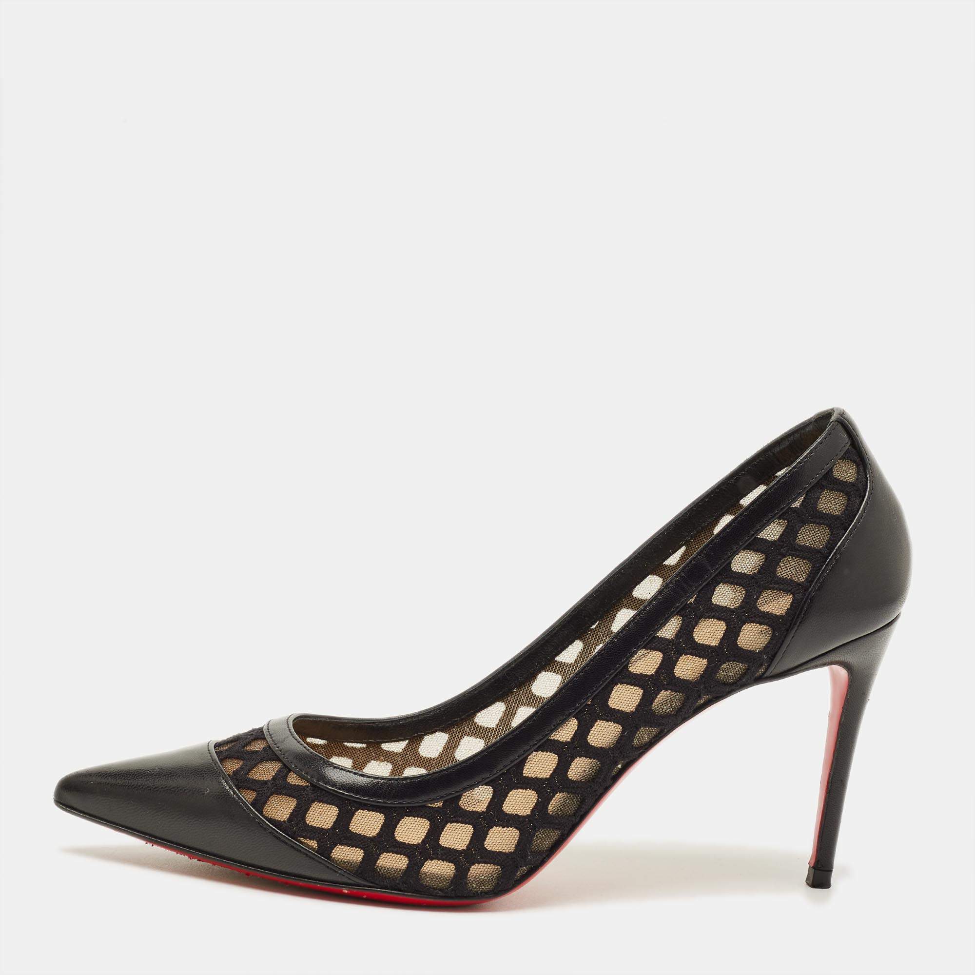 مملوكة مسبقًا Christian Louboutin Galativi Size 37.5 Black Leather and Mesh Pumps
