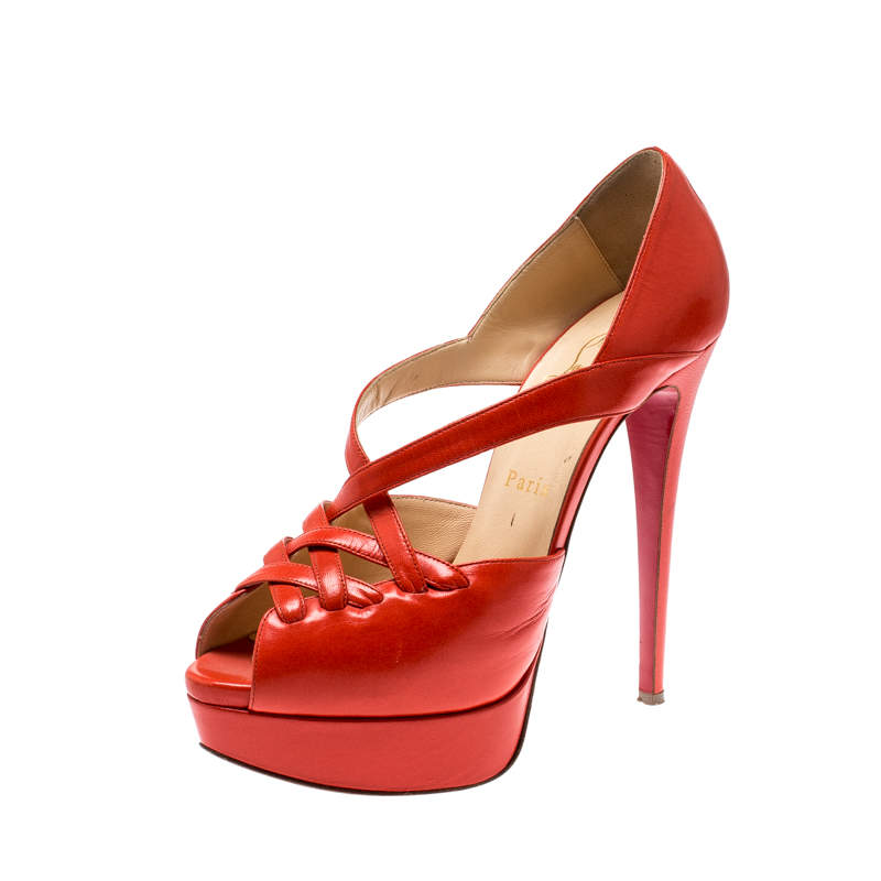 مملوكة مسبقًا Christian Louboutin Orange Leather Platform Sandals Size 38.5