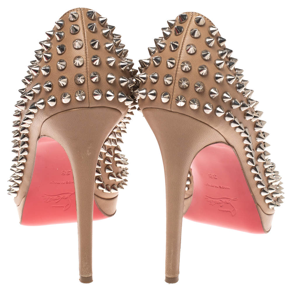 Christian Louboutin Beige Leather Yolanda Spikes Peep Toe Pumps Size 36.5  For Sale at 1stDibs