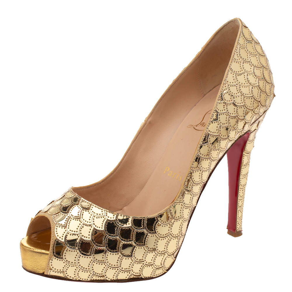 gold sparkly louboutins