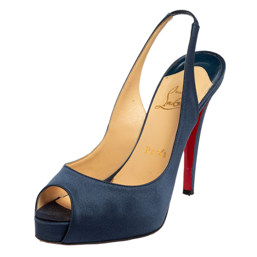 مملوكة مسبقًا حذاء رياضي كريستيان لوبوتان برايف ساتان أزرق بحزام كاحل مقاس 37