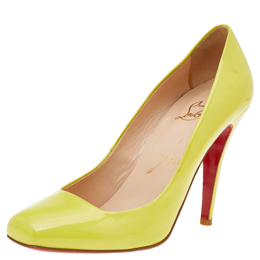 Christian Louboutin Particule Patent Leather Pumps in Black