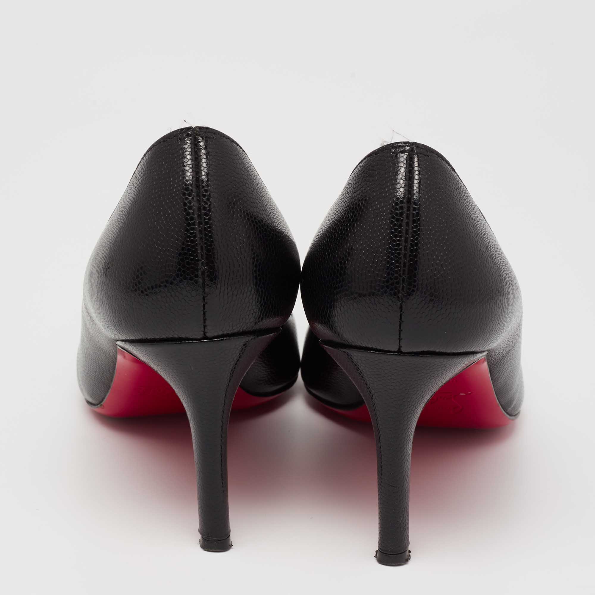 Pre Owned Christian Louboutin Black Textured Leather Simple Pumps Size 37 