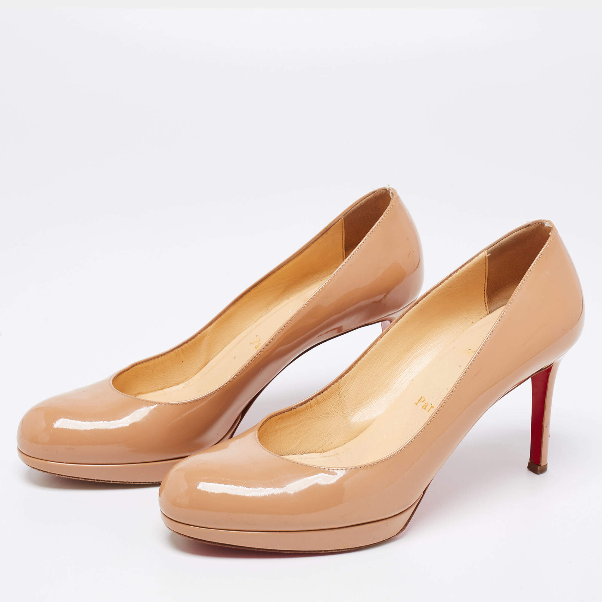 Pre Owned Christian Louboutin Beige Patent Leather New Simple Round Toe Pumps Size 39