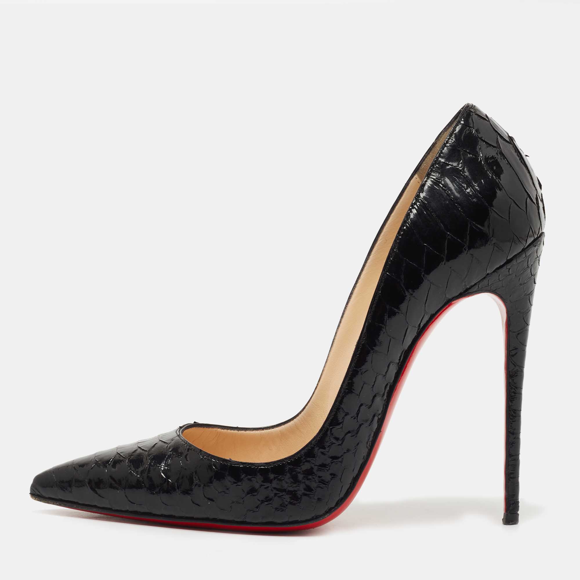 مملوكة مسبقًا Christian Louboutin Black Python So Kate Pumps Size 38