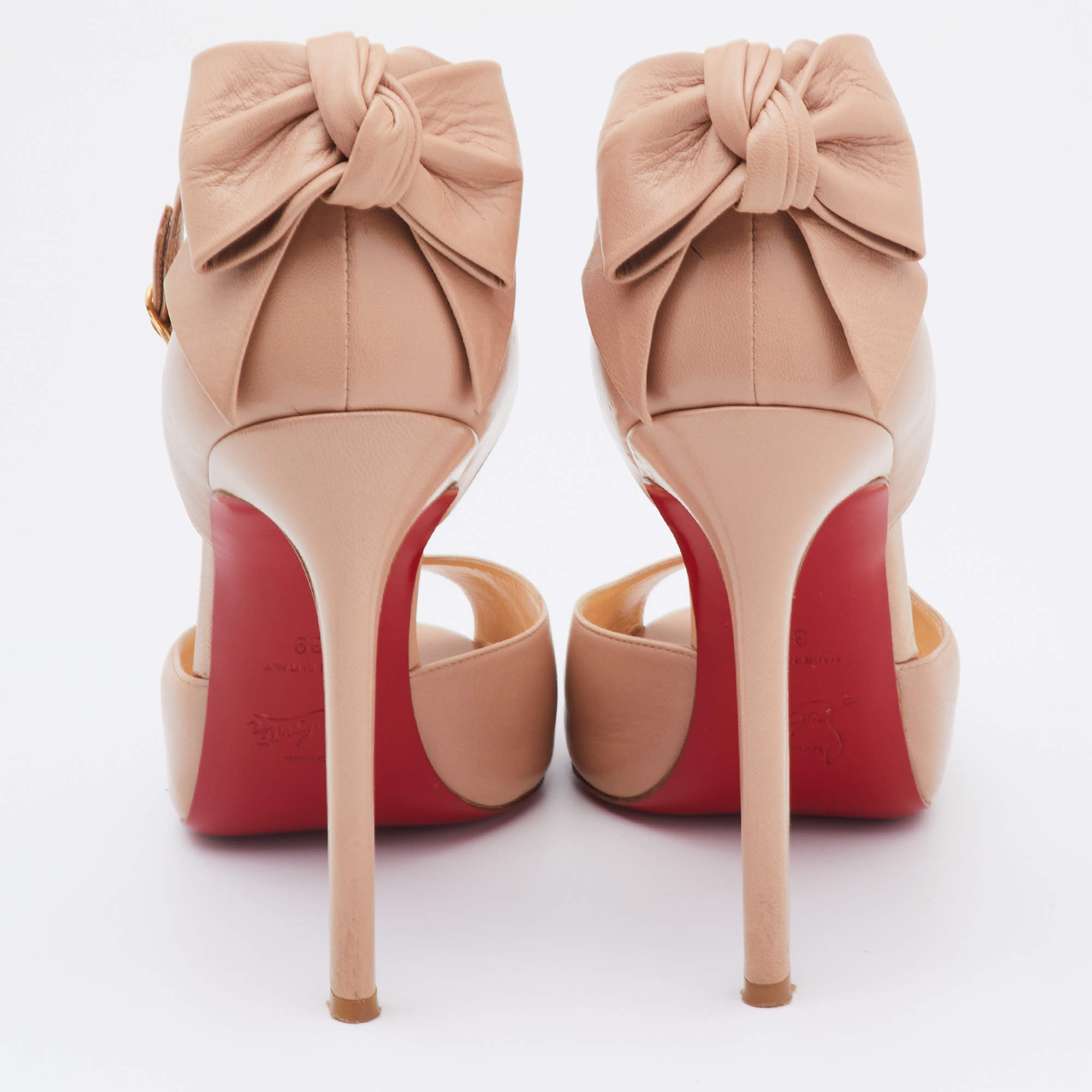 Louboutin best sale heels bow