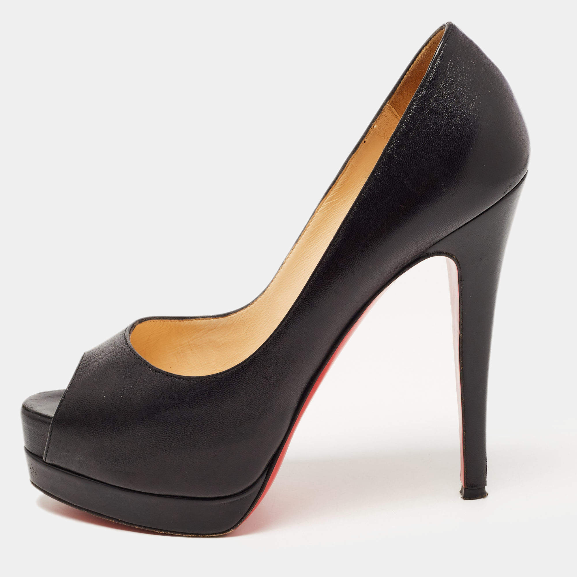 مملوكة مسبقًا Christian Louboutin Black Leather Altadama Pumps Size 36