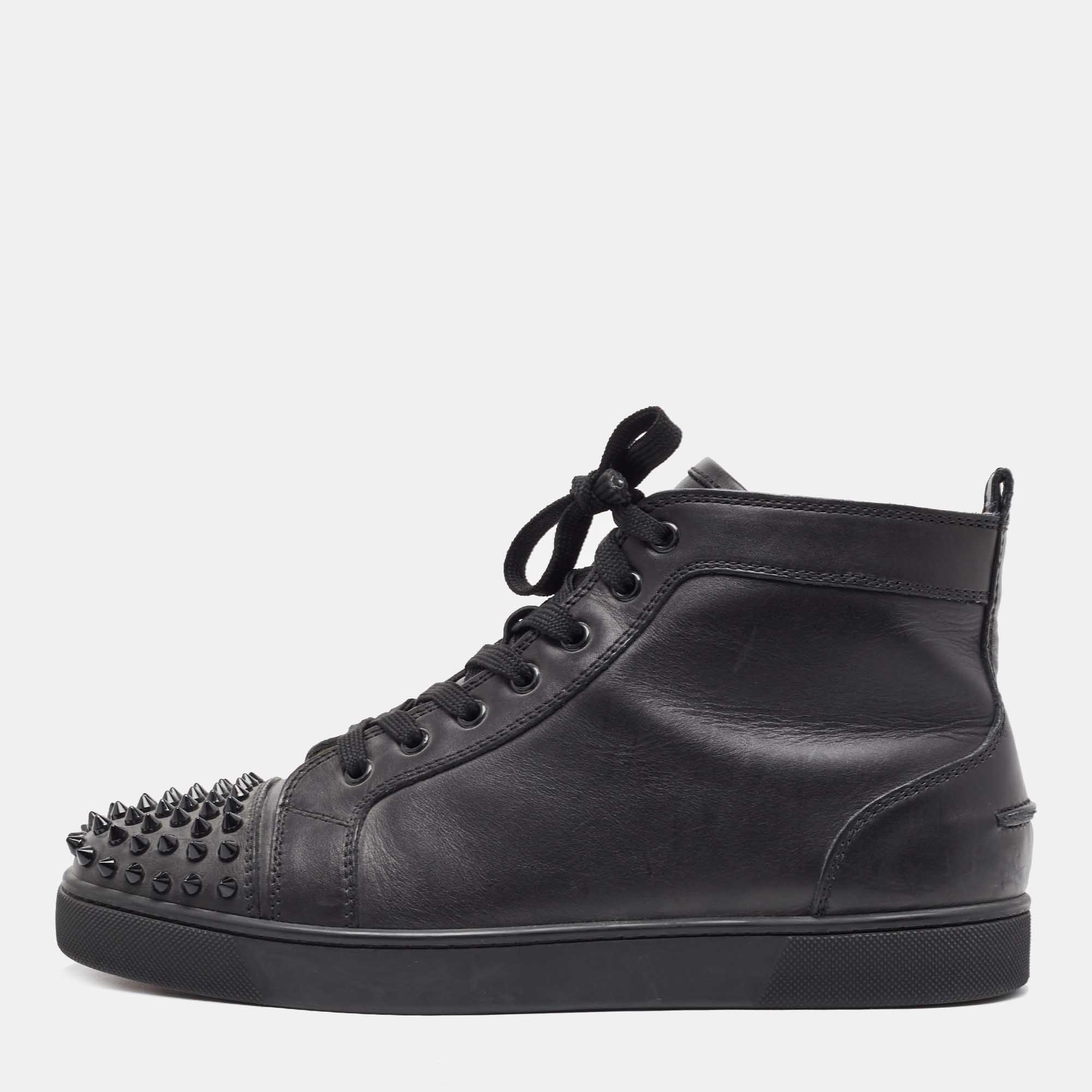 Black leather 2024 louboutin mens