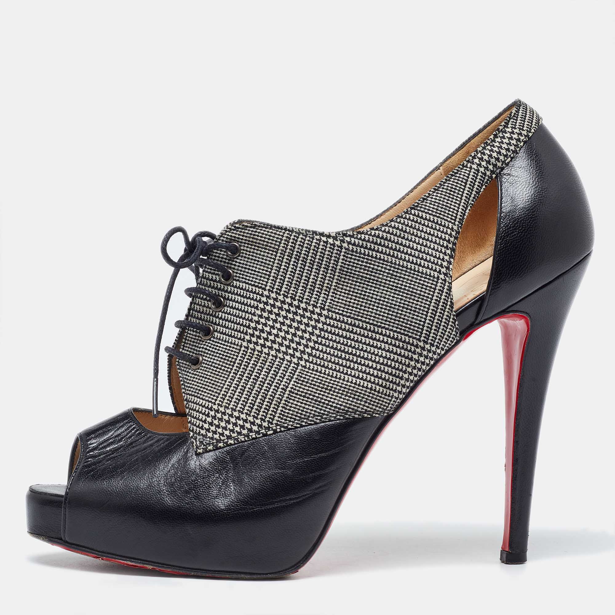 Pre Owned Christian Louboutin Black/White Leather And Tartan Fabric Platform Oxford Booties Size 39.5