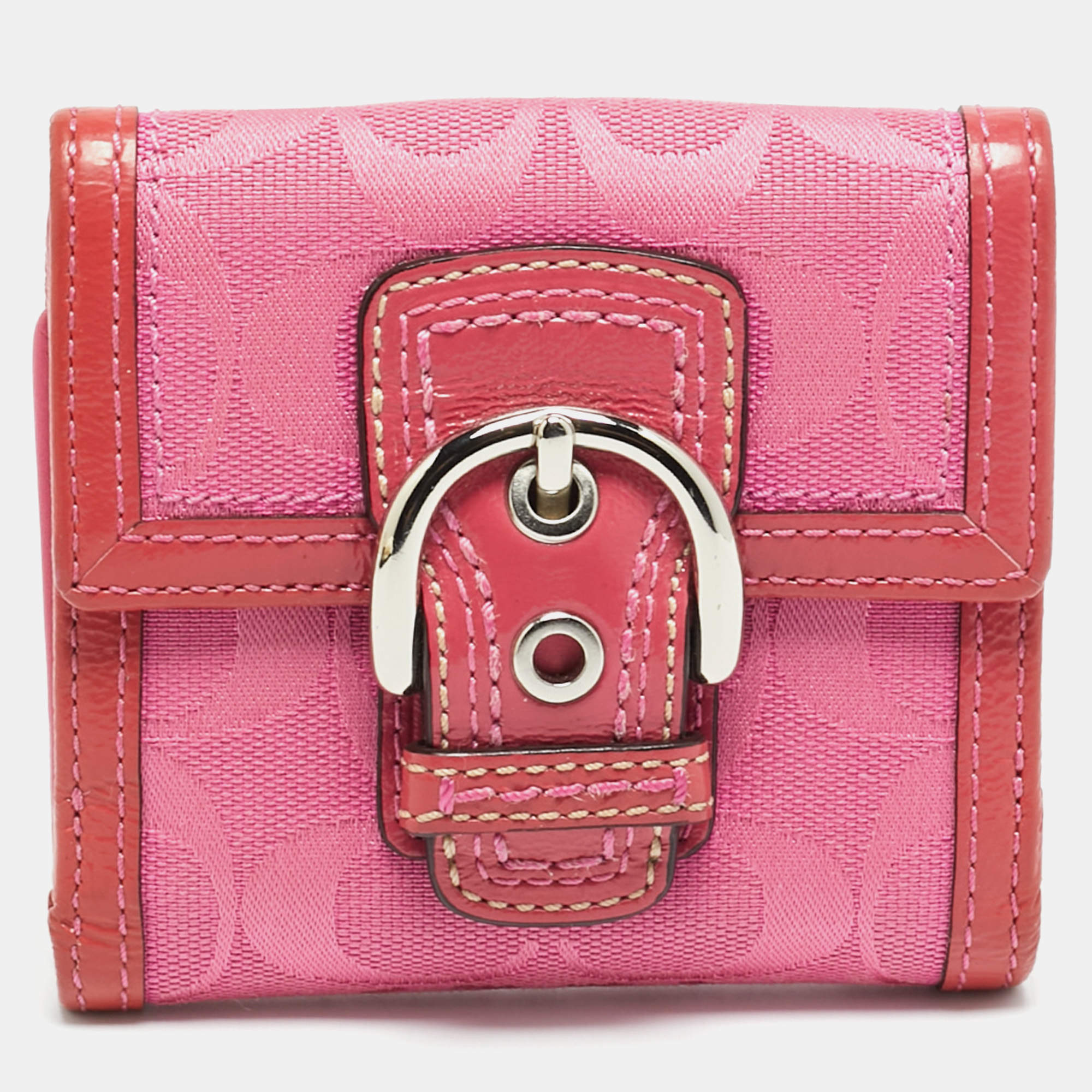 Pre Owned Coach Buckle Pink/Beige Signature Fabric and Patent Leather Compact Wallet