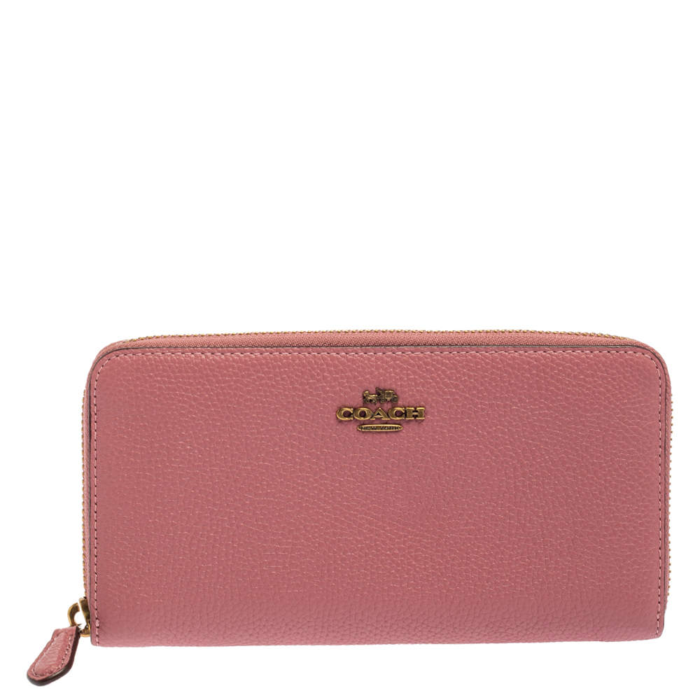 مملوكة مسبقًا Coach Pink Leather Zip Around Wallet