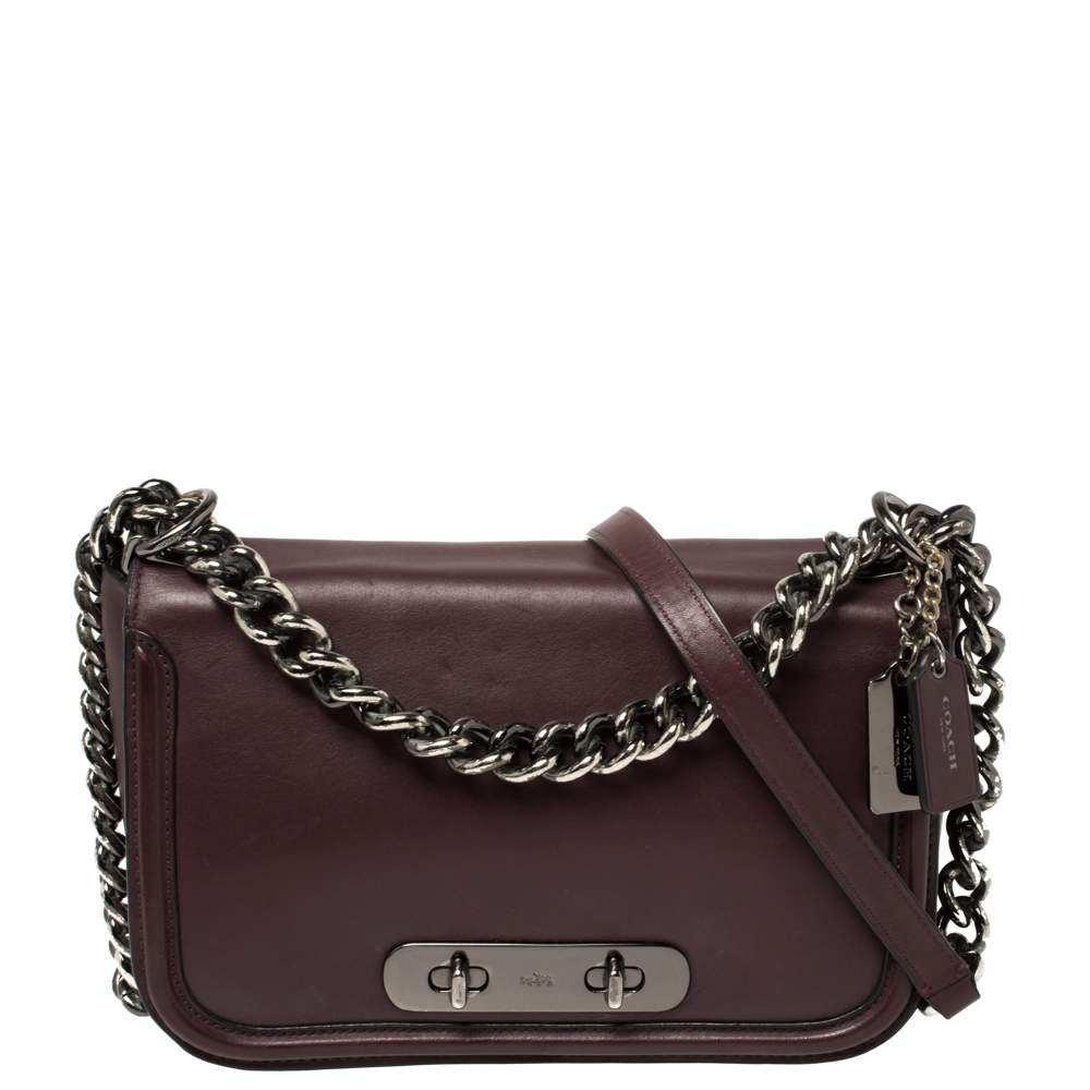 مملوكة مسبقًا حقيبة كوتش سواغر جلد عنابي