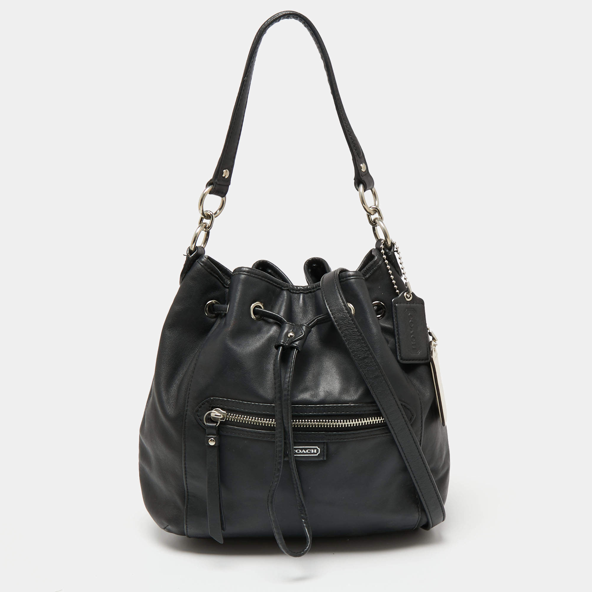 Pre Owned Coach Black Leather Daisy Drawstring Crossbody Bag