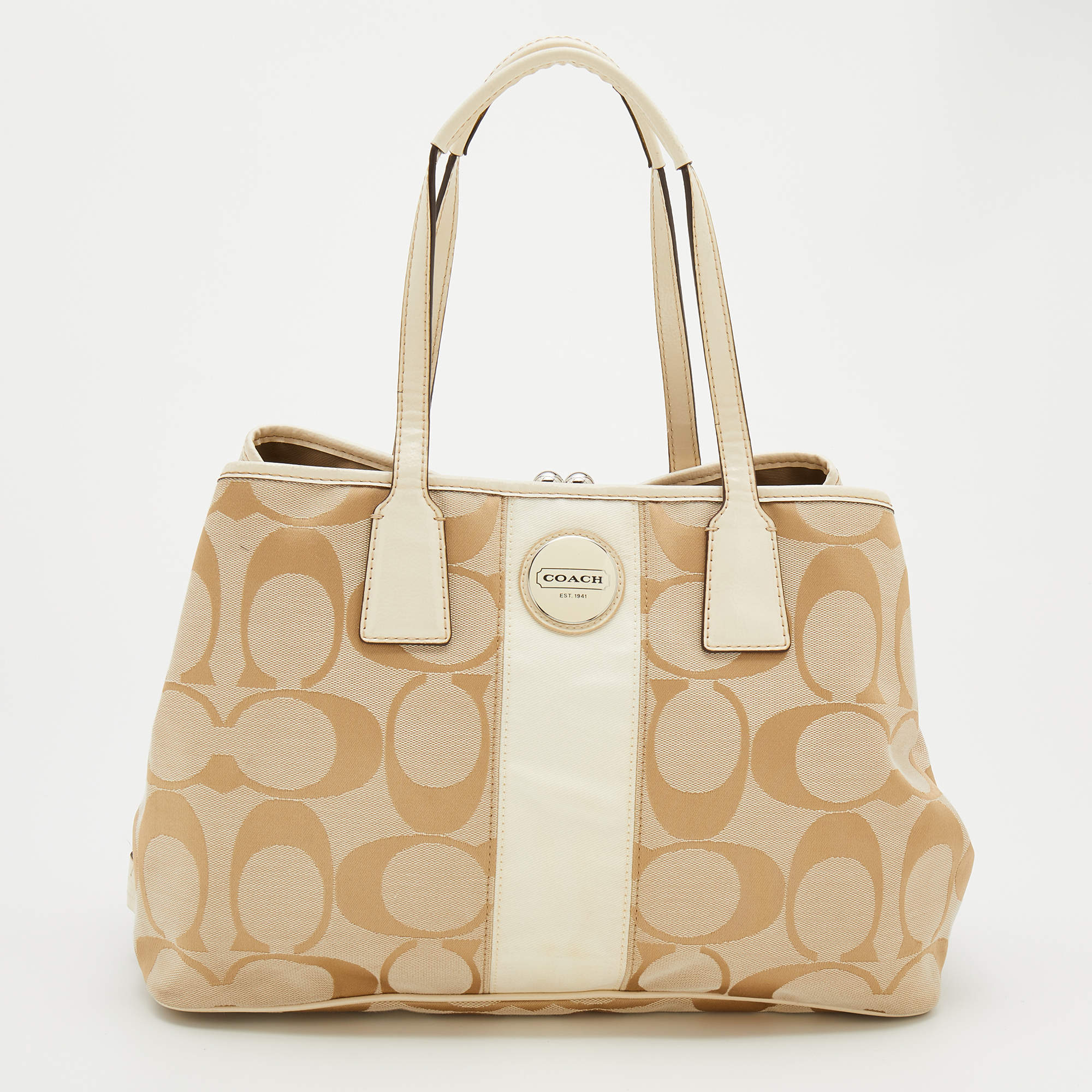 Pre Owned Coach Beige Signature Canvas and Patent Leather Kisslock Framed Carryall Tote