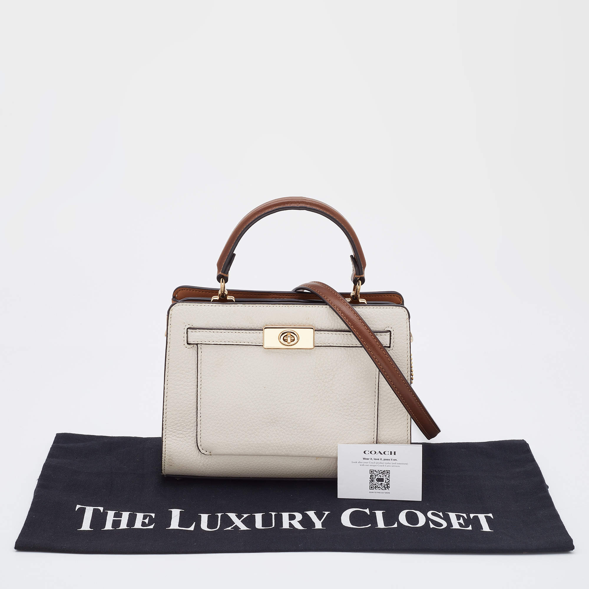 Lane leather handbag Coach Beige in Leather - 35672649