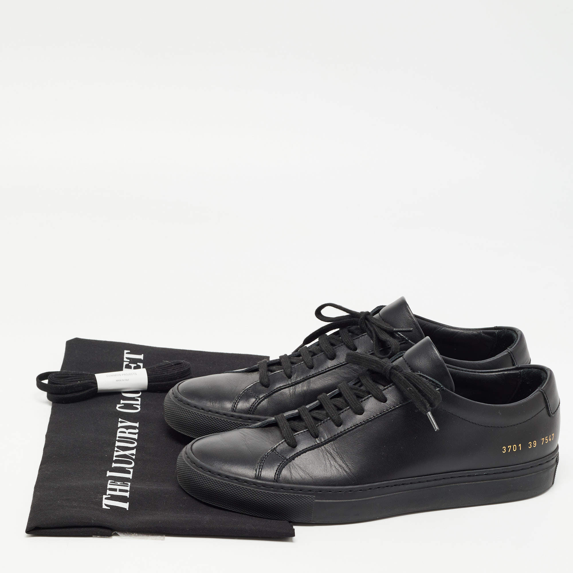 Common projects achilles sales low black sale