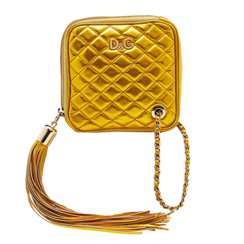 Pre Owned D&G Gold Quilted Leather Tassel Wristlet Clutch