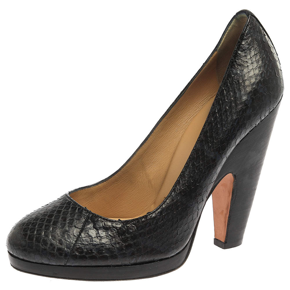 Dolce And Gabbana Blue/Black Python Leather Pumps Size 40 