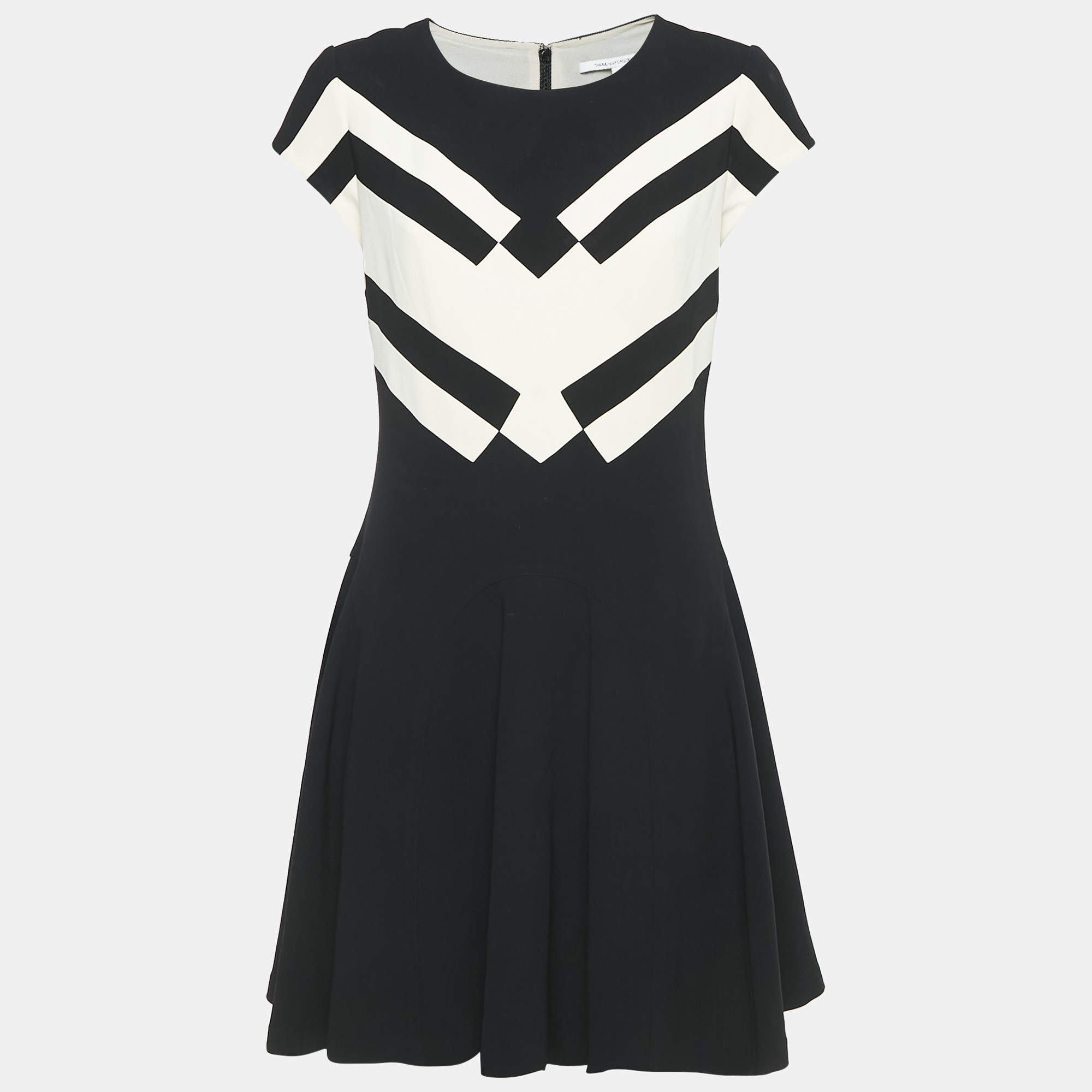 Pre Owned Diane Von Furstenberg Black Crepe Contrast Panel Gail Mini Dress M