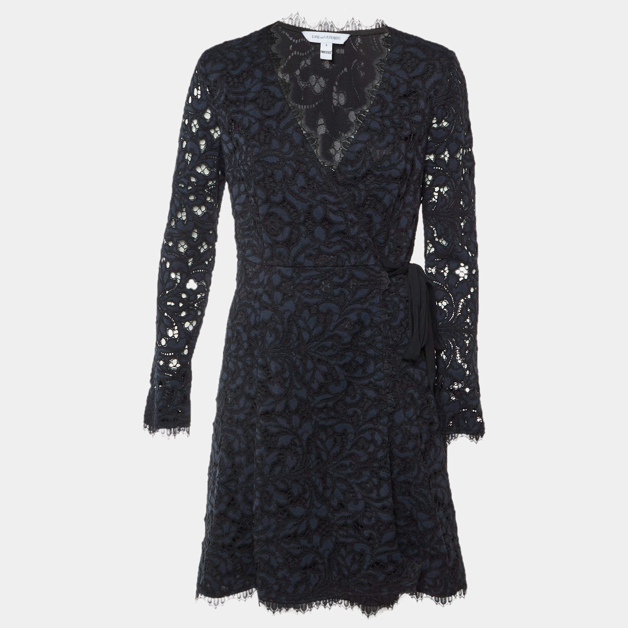 Pre Owned Diane Von Furstenberg Navy Blue /Black Lace Wrap Around Shaelyn Dress M