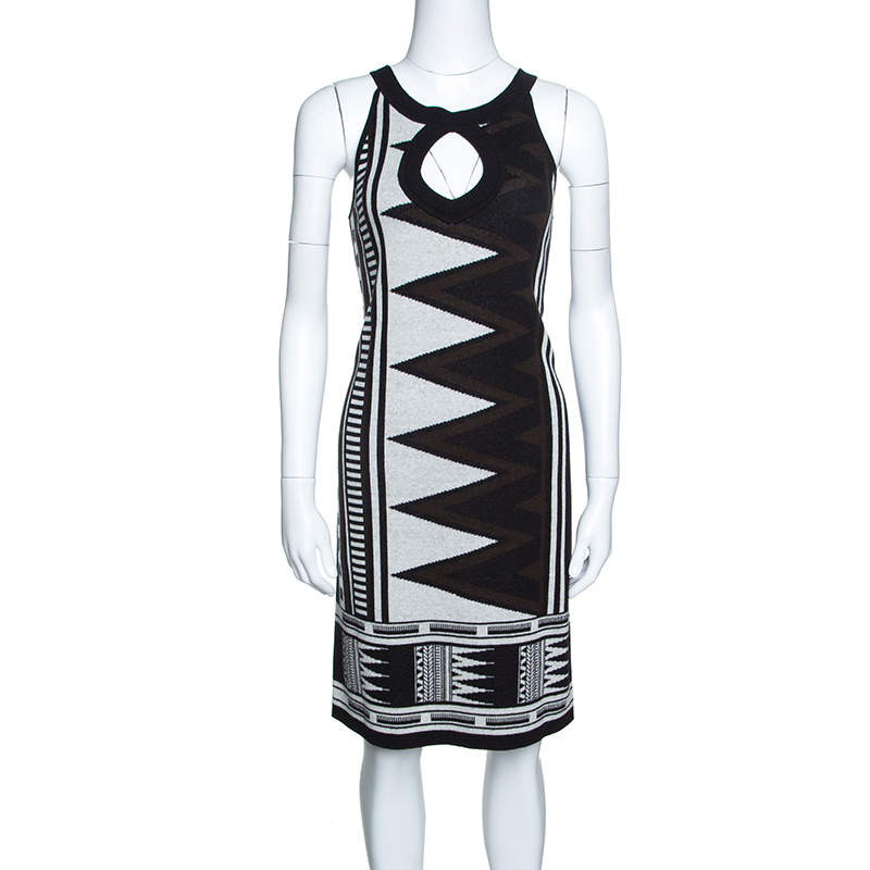 Pre Owned Diane Von Furstenberg Monochrome Aztec Patterned Knit Sleeveless Dress S