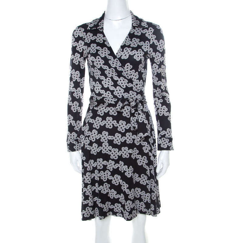 Pre Owned Diane Von Furstenburg Black & White Love Knot Print T72 Wrap Dress M
