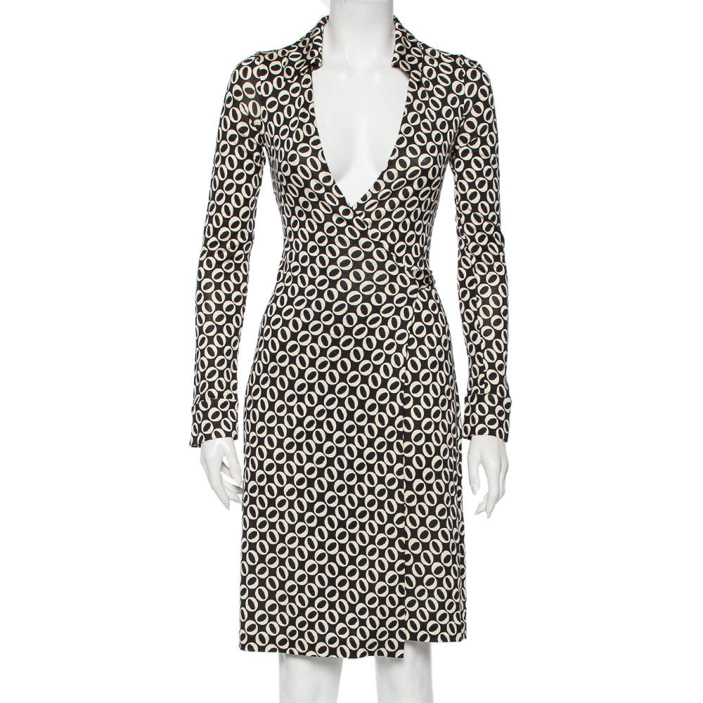 Pre Owned Diane Von Furstenberg Monochrome Printed Silk Knit Midi Wrap Dress S