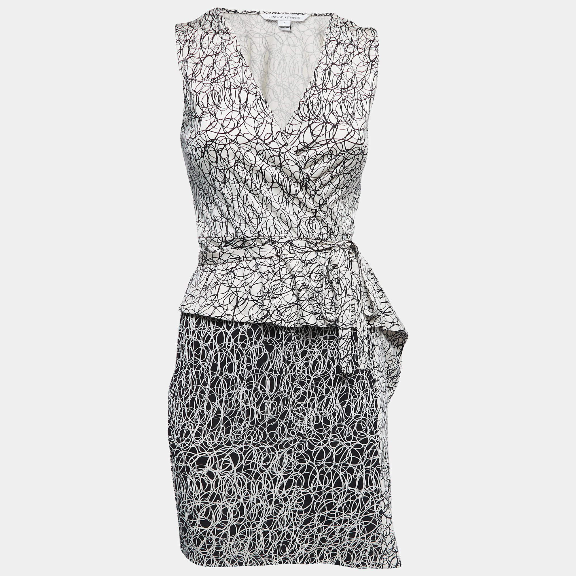 Pre Owned Diane Von Furstenberg Cream/Navy Blue Printed Silk Knit Sleeveless Wrap Dress S