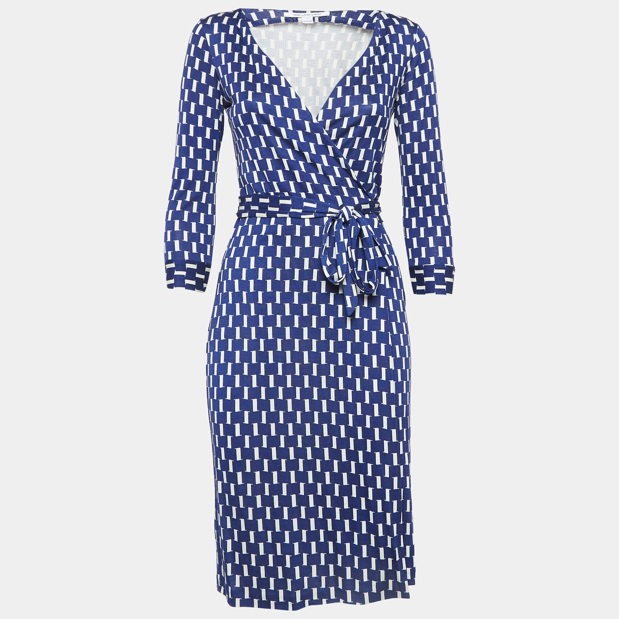 Pre Owned Diane Von Furstenberg Blue Printed Silk Jersey Wrap Dress XS