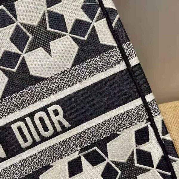 Christian Dior Blue Medium 2021 striped star book tote Cloth ref.985330 -  Joli Closet