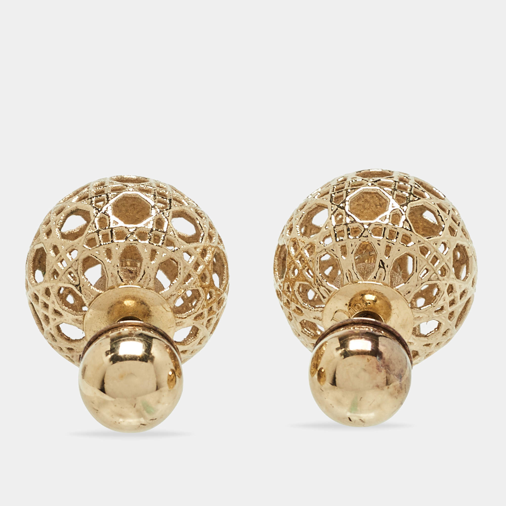 Pre Owned Dior Mise En Dior Tribales Cannage Gold Tone Stud Earrings 