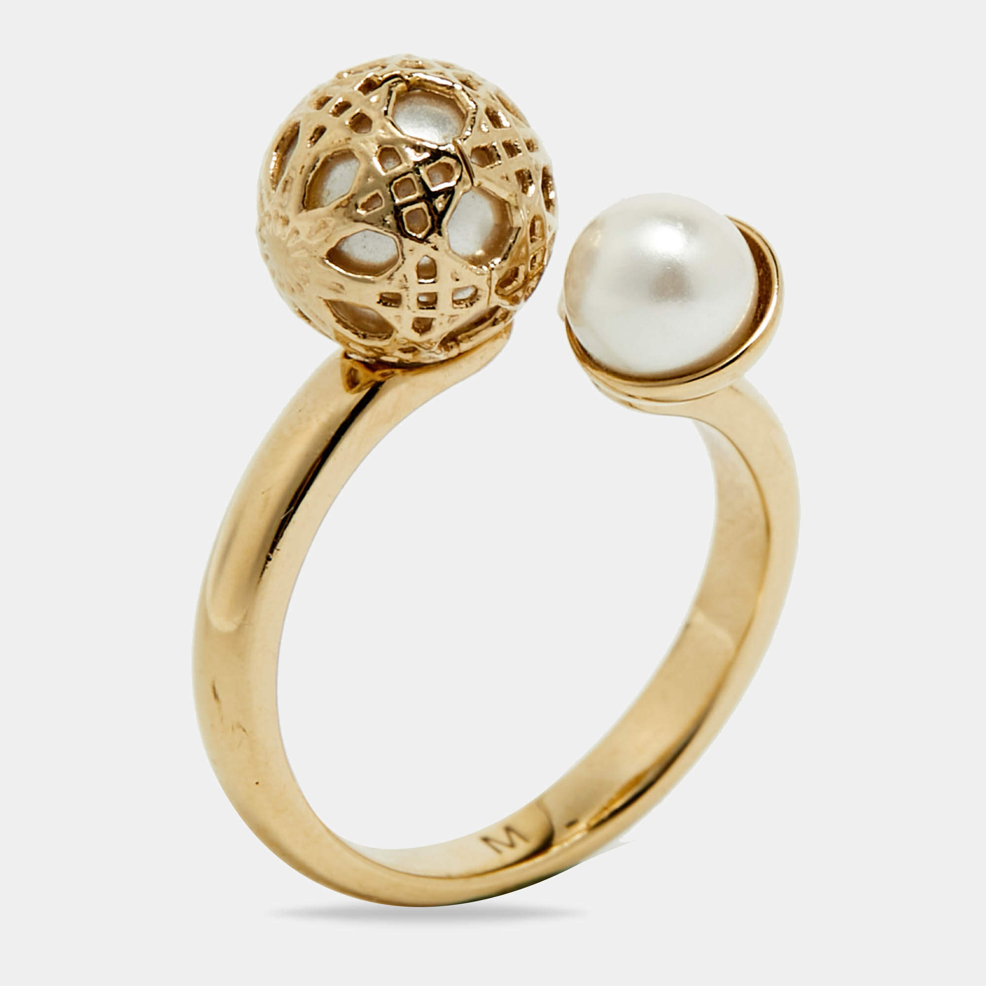 Pre Owned خاتم ديور سيكريت كاناج مفتوح كريستال لؤلؤي مزيف ذهبية اللون حجم 52