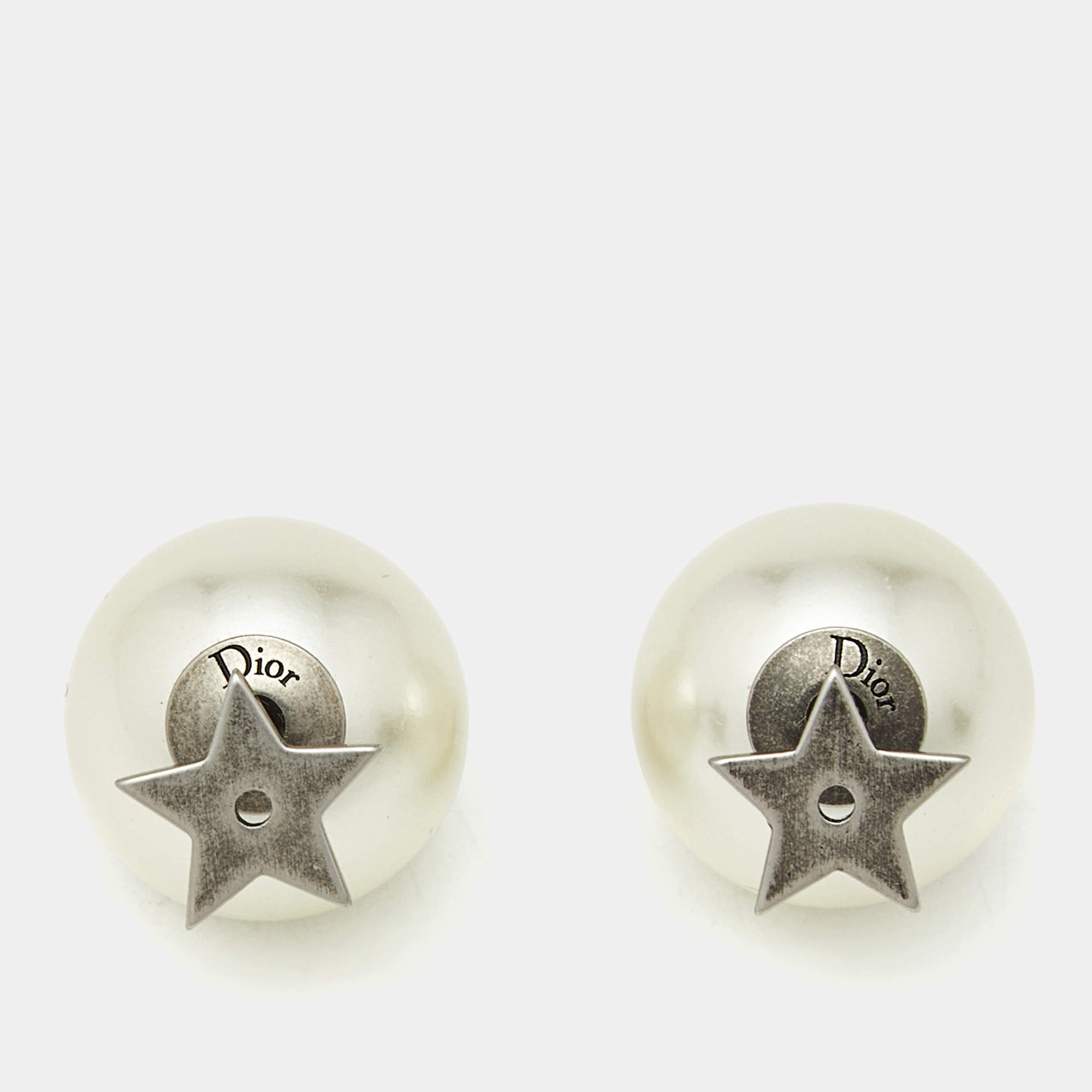 مملوكة مسبقًا Dior Star Mise En Dior Tribal Faux Pearl Silver Tone Earrings 