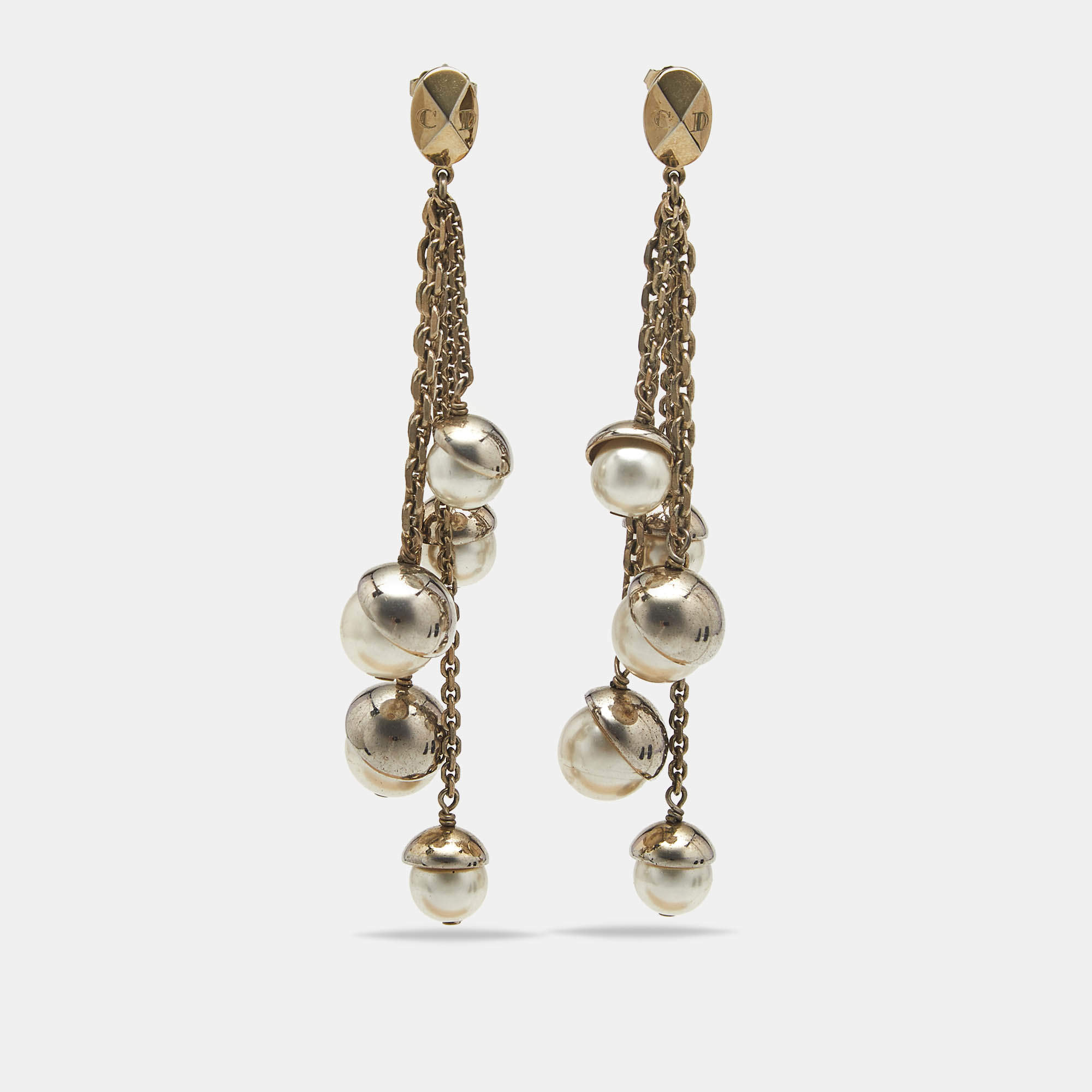 Pre Owned Dior Mise en Dior Tribales Faux Pearls Gold Tone Earrings