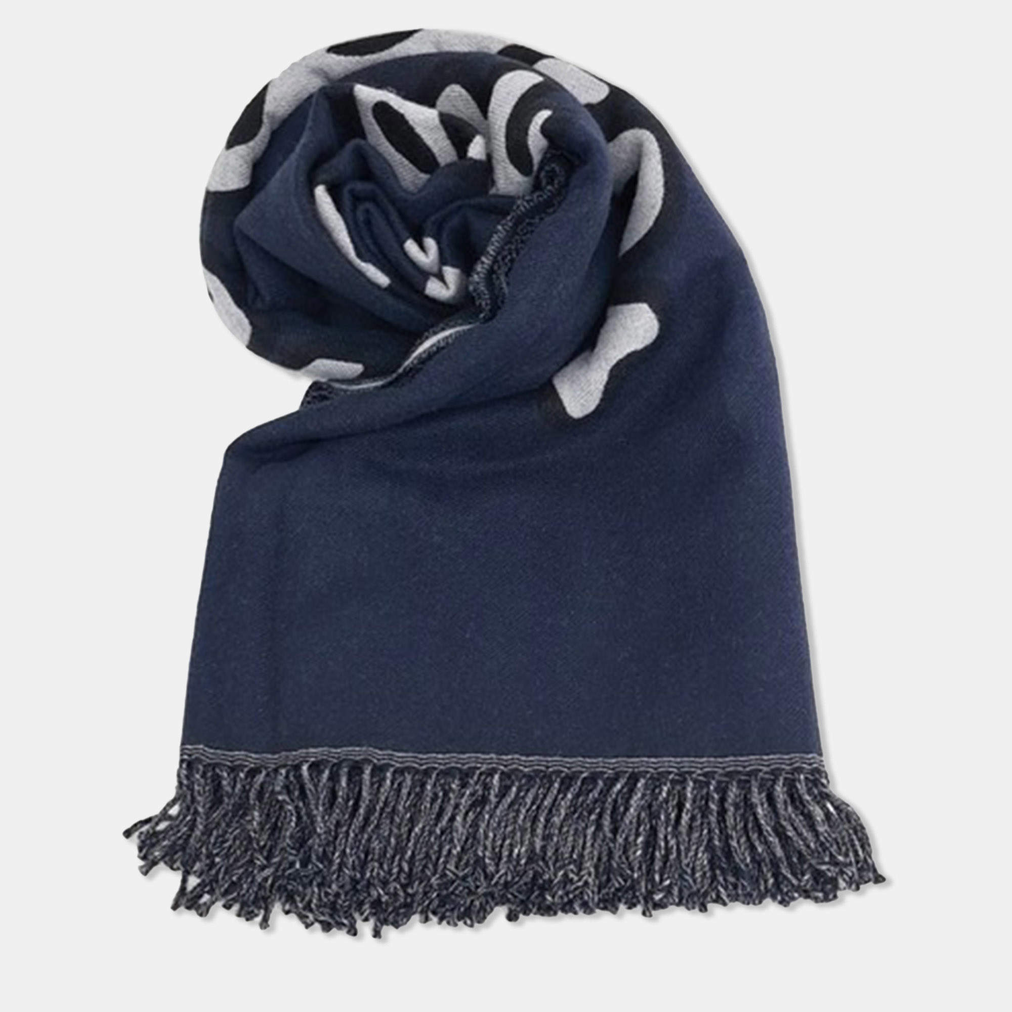 مملوكة مسبقًا Christian Navy Wool Dior blanket and shawl