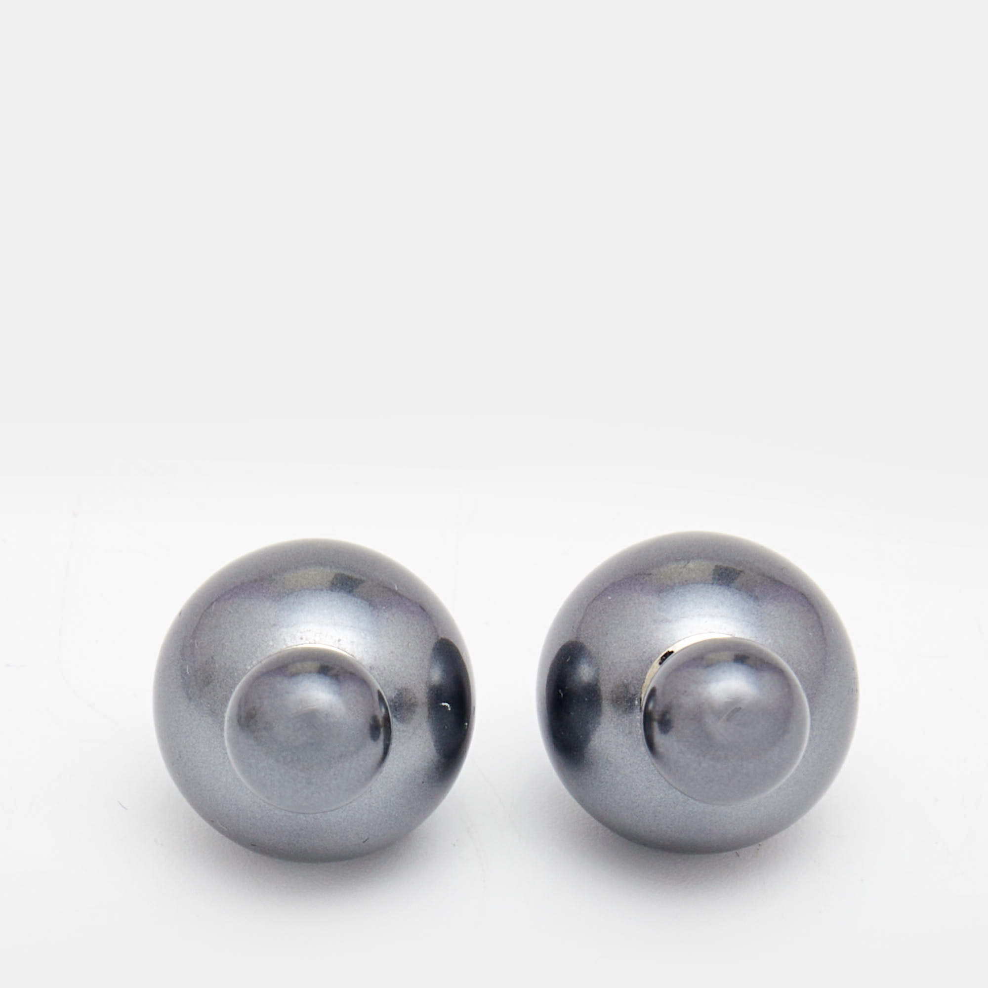Pre Owned Dior Tribales Grey Faux Pearl Silver Tone Stud Earrings