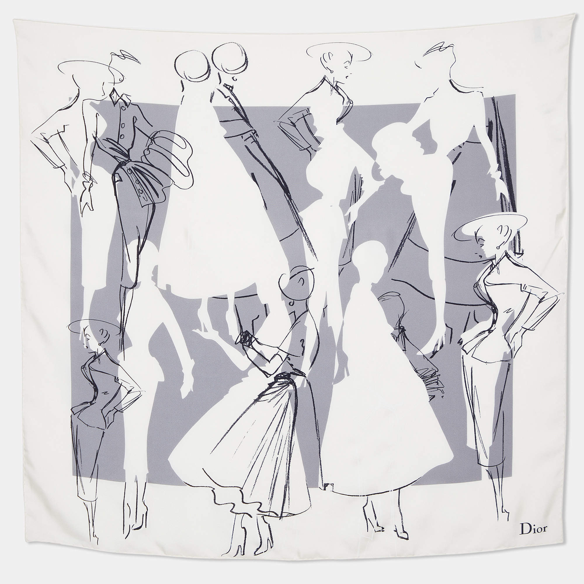 مملوكة مسبقًا Christian Dior Off-White Printed Silk Square Scarf