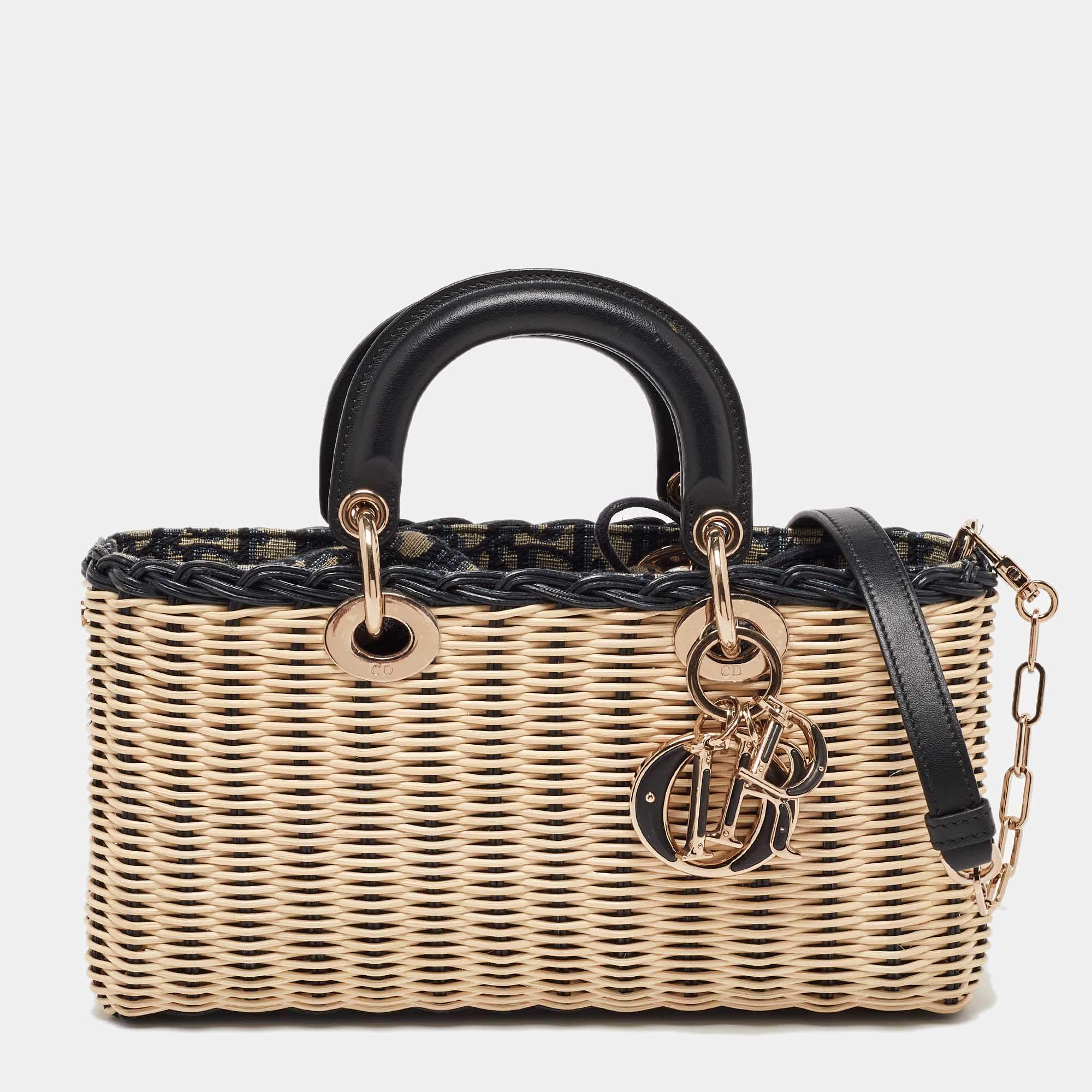 Pre Owned Dior Beige/Navy Blue Wicker and Leather Medium Dioriviera Lady D-Joy Bag