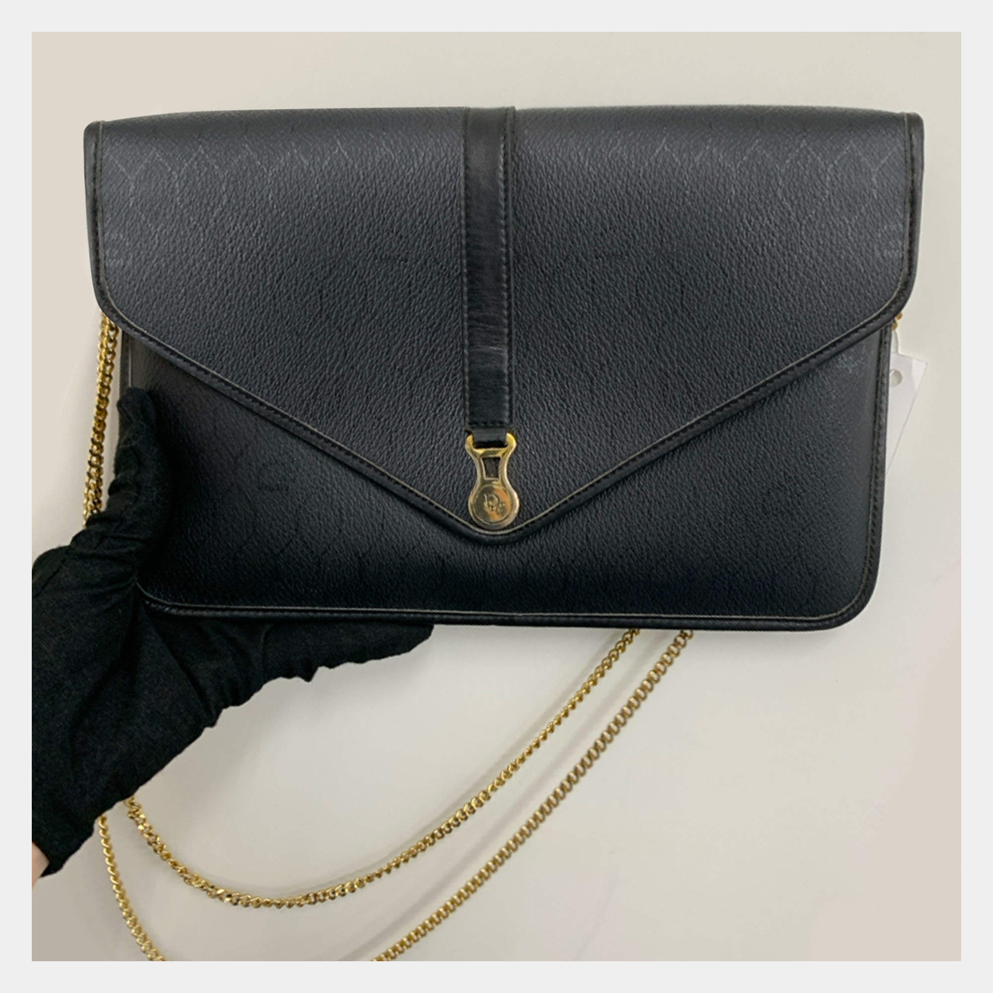 مملوكة مسبقًا Dior Black Vintage Envelop Chain Shoulder Bag