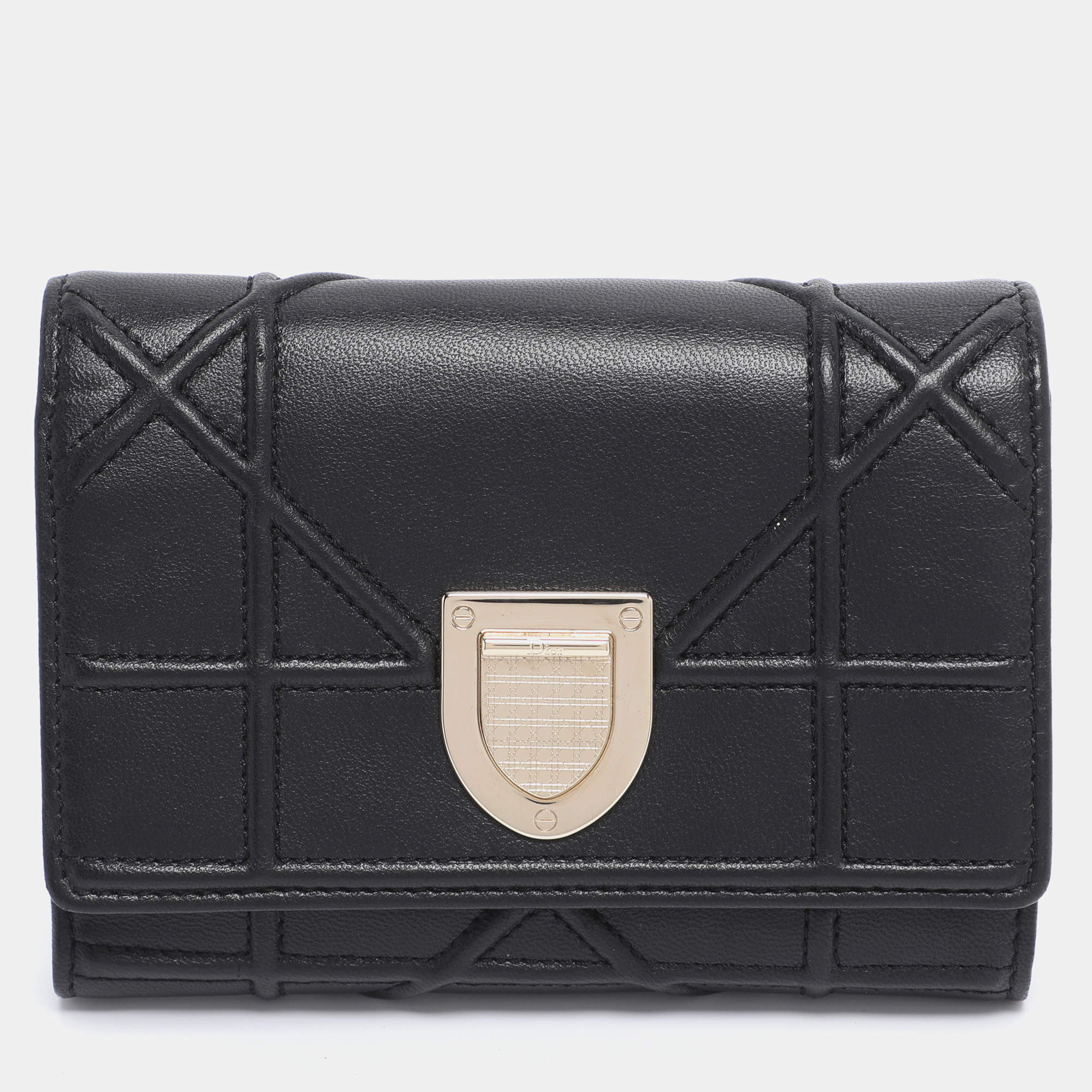 Pre Owned Dior Black Leather Diorama Trifold Wallet