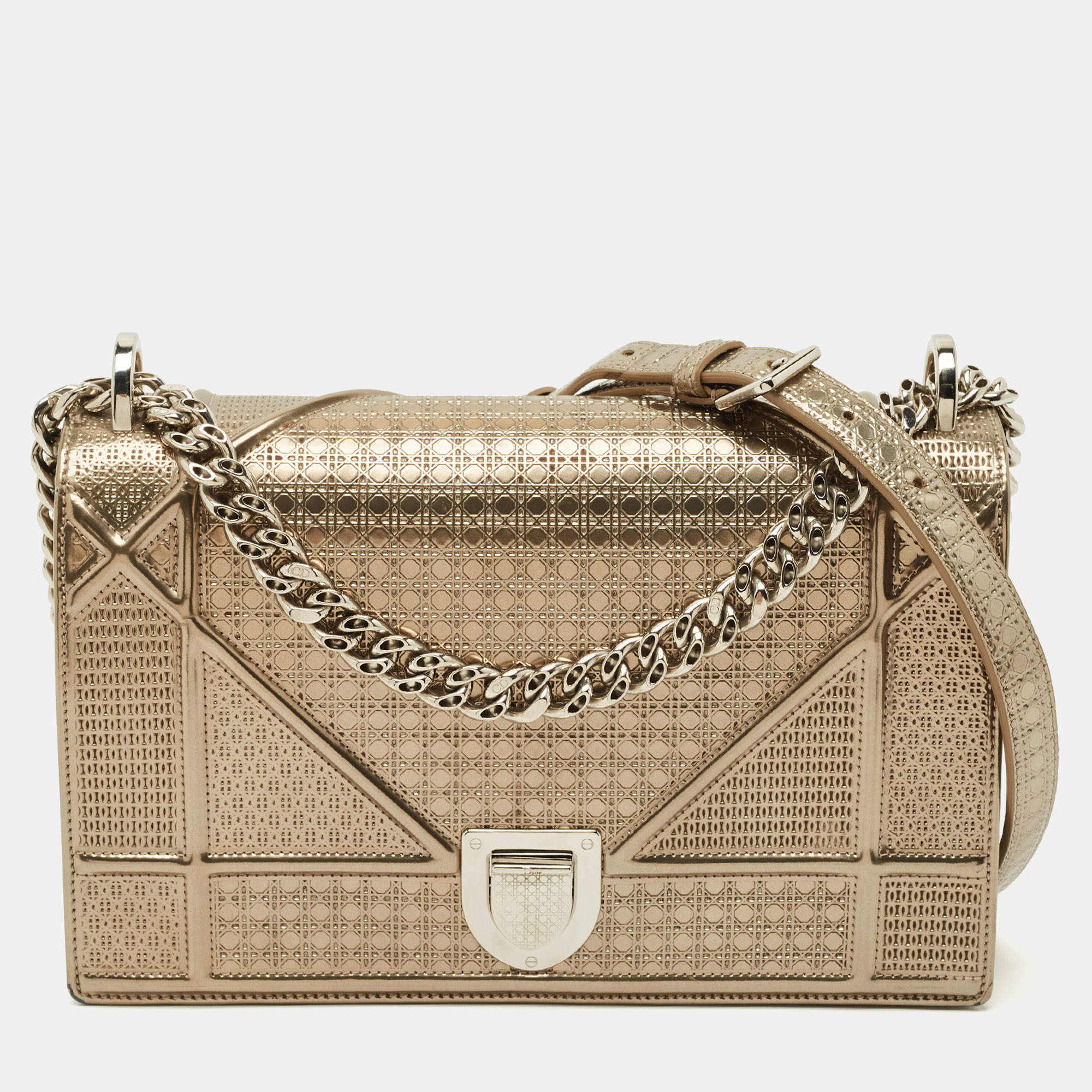 Pre Owned Dior Metallic Micro Cannage Patent Leather Medium Diorama Shoulder Bag