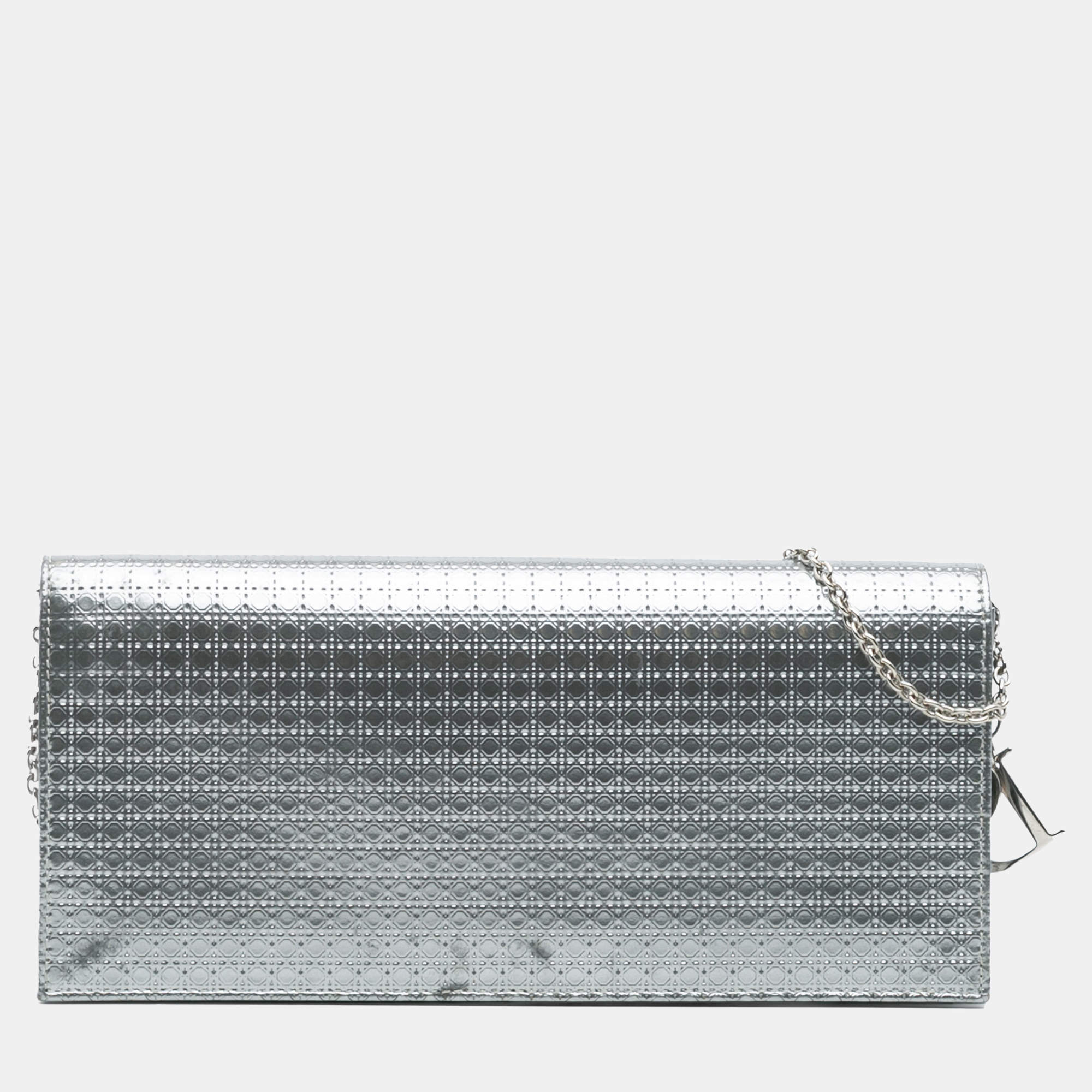Pre Owned Dior Silver Metallic Patent Microcannage Lady Dior Croisiere Chain Clutch