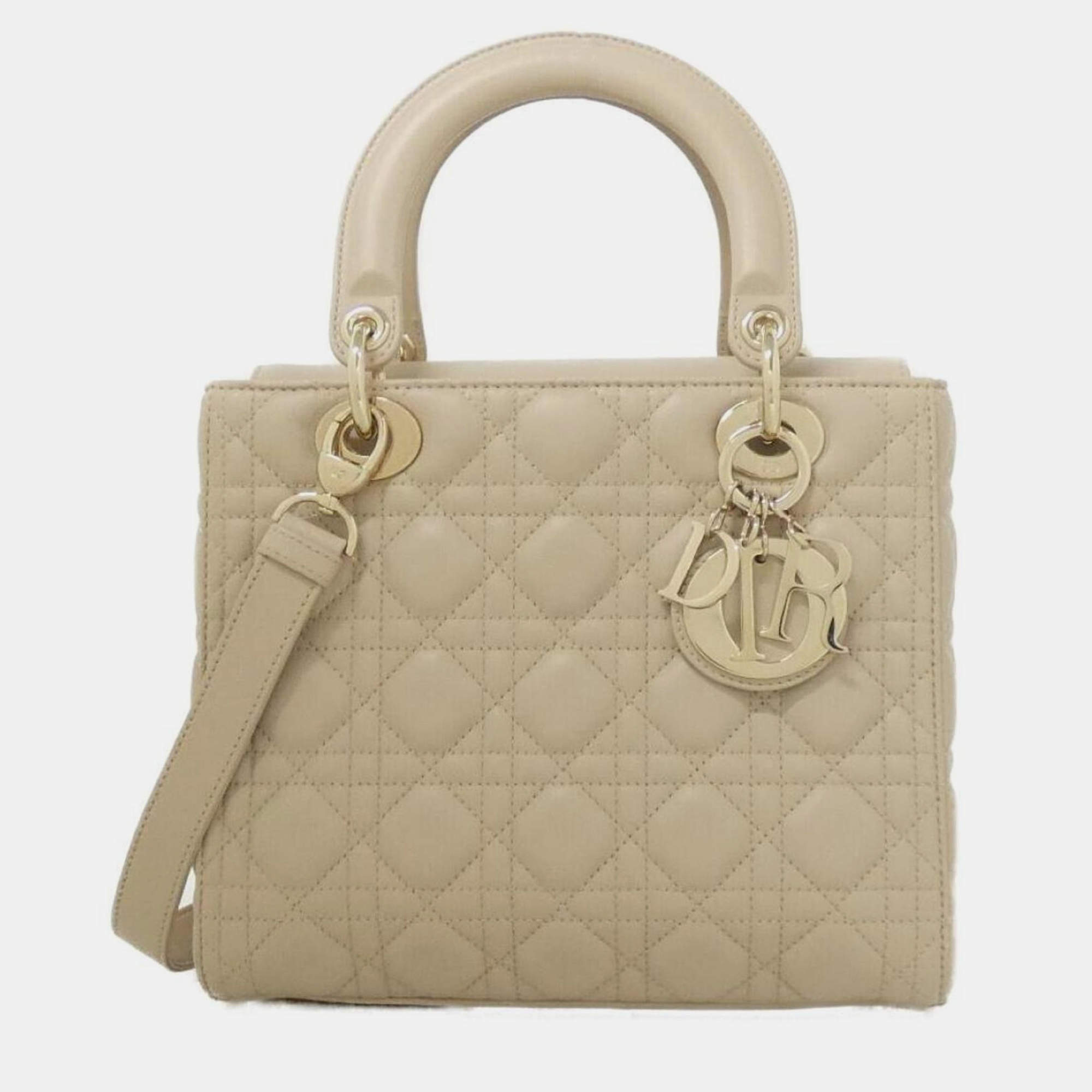 مملوكة مسبقًا Christian Dior Lady Medium Handbag