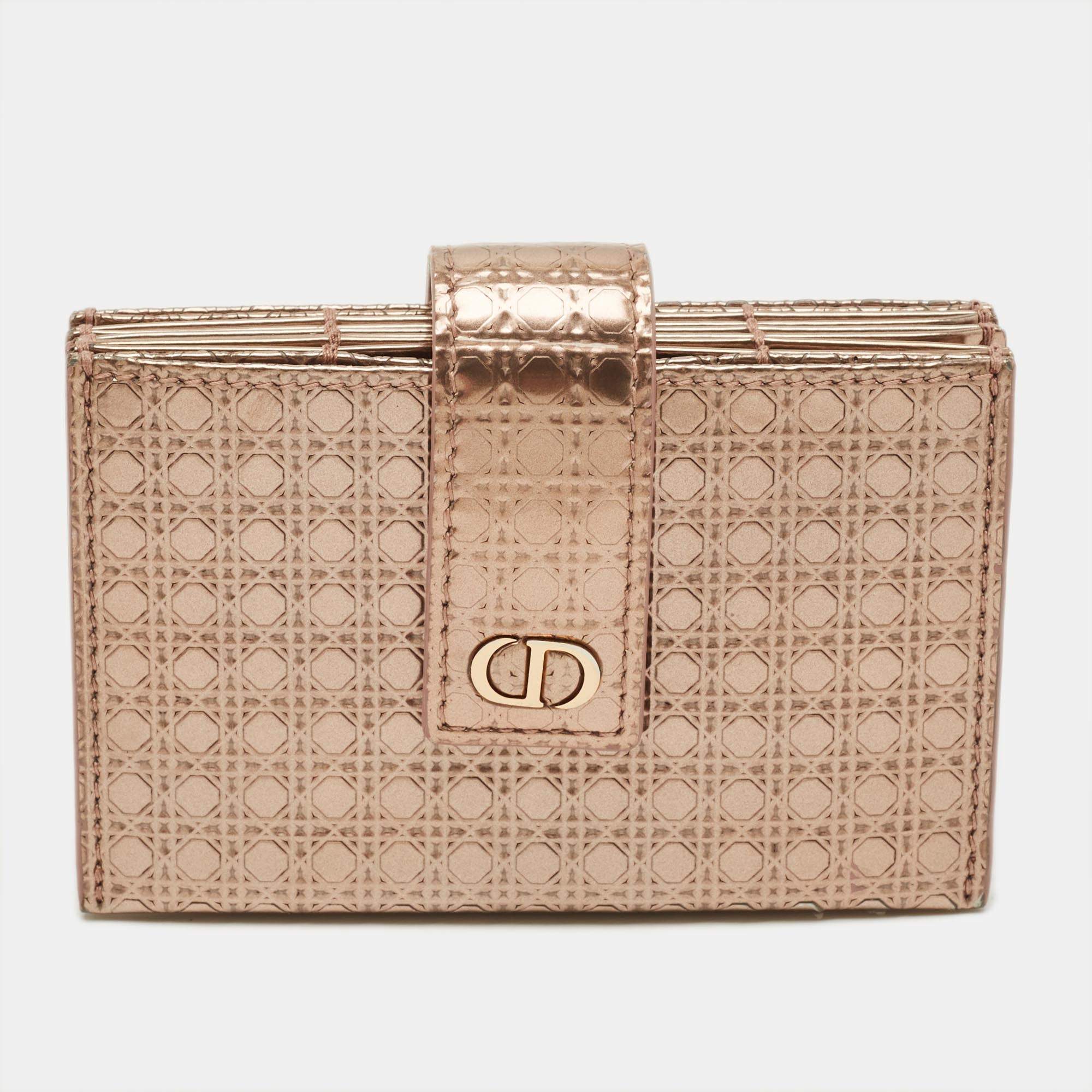 Pre Owned Dior Lady Dior 5 Gusset Rose Gold Microcannage Patent Leather Card Holder