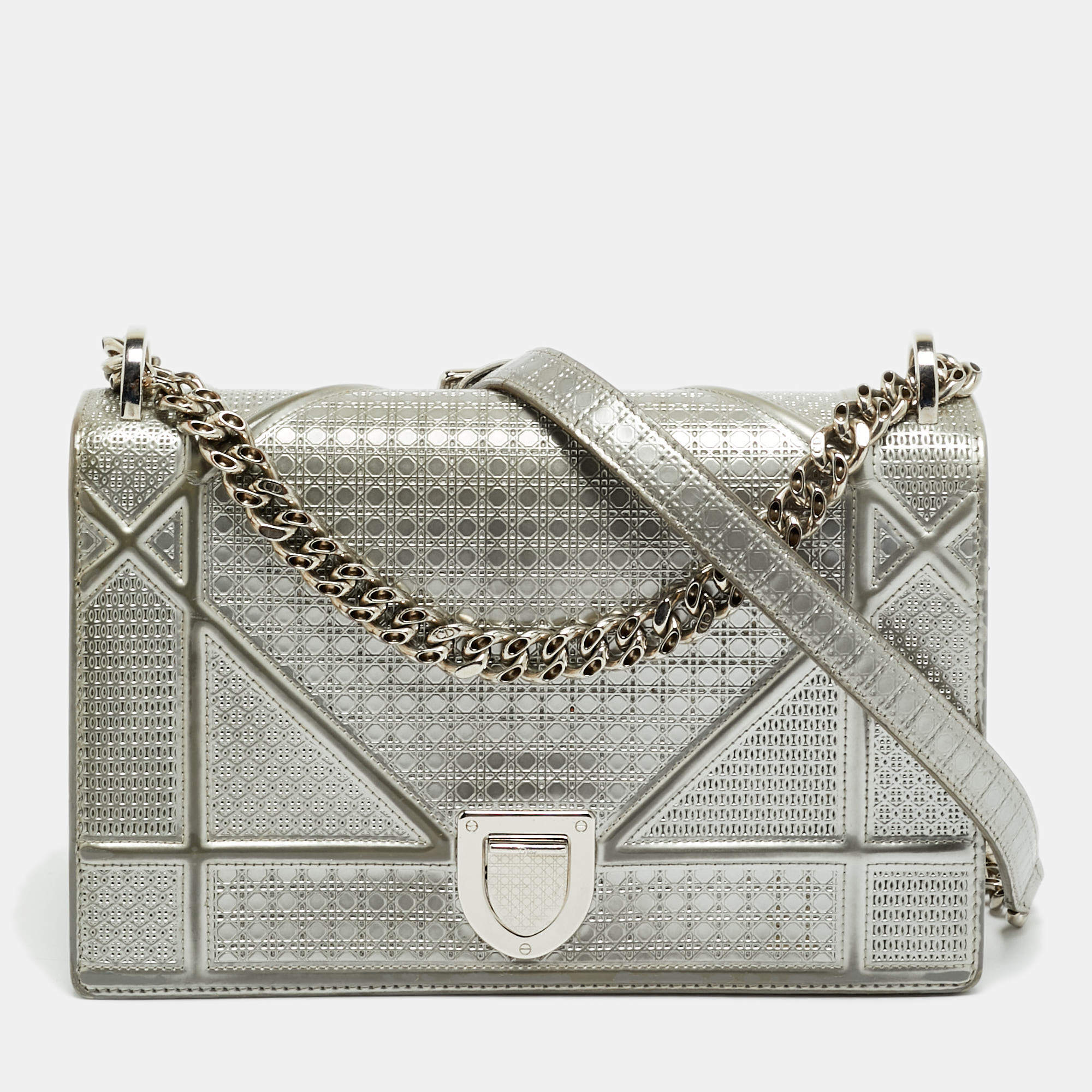 Pre Owned حقيبة ديوراما ديور جلد براءات رمادي ميكروكاناج كبير الحجم