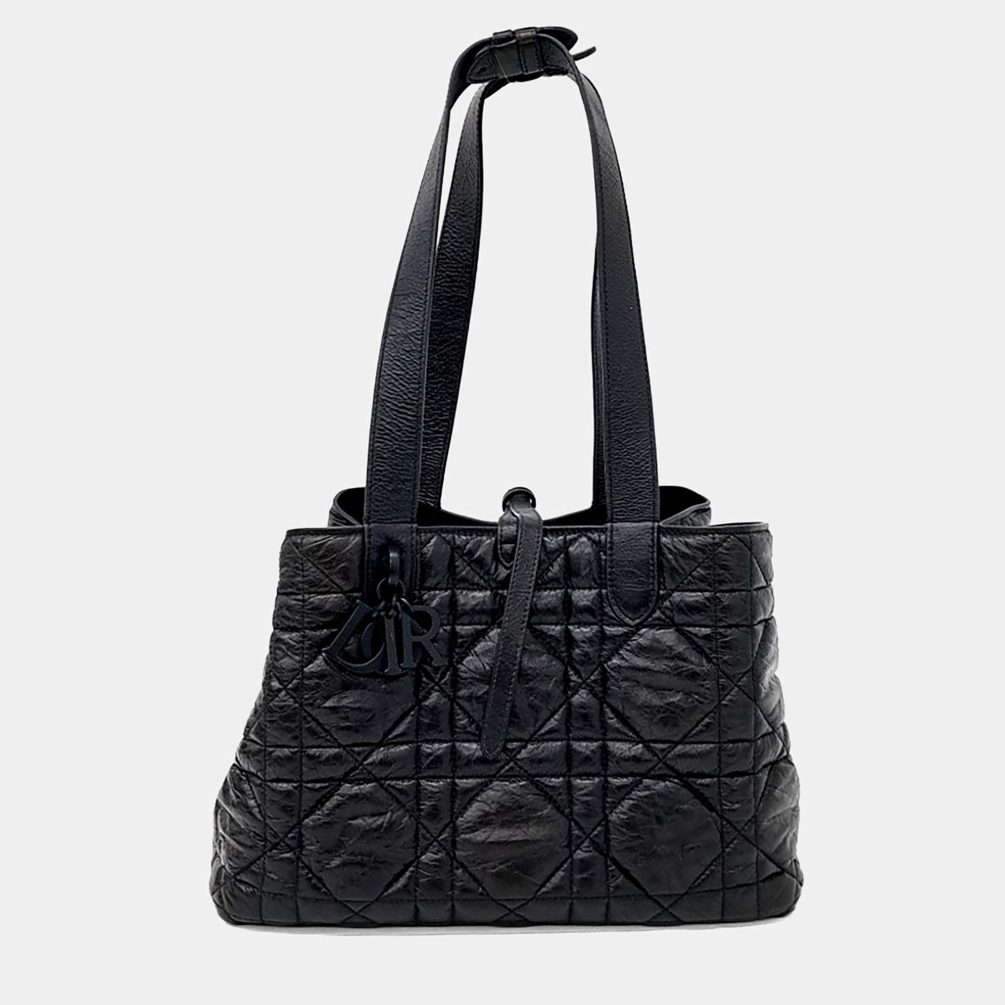 مملوكة مسبقًا Dior Black Leather Toujours Medium