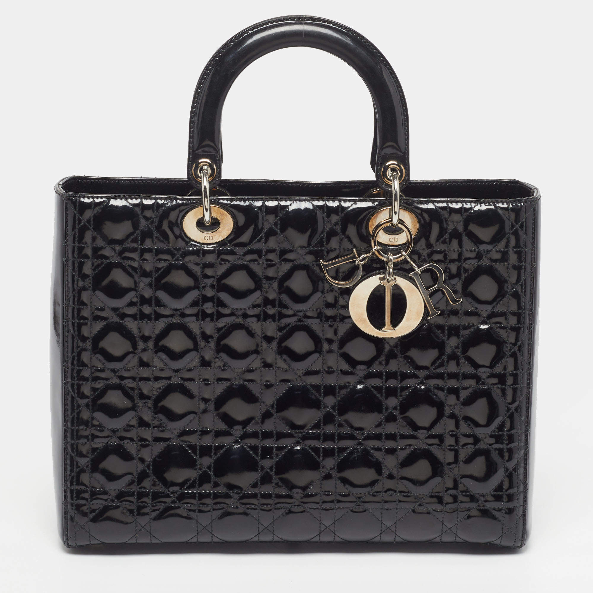 مملوكة مسبقًا حقيبة يد ديور ليدي ديور جلد لامع كاناج سوداء كبيرة