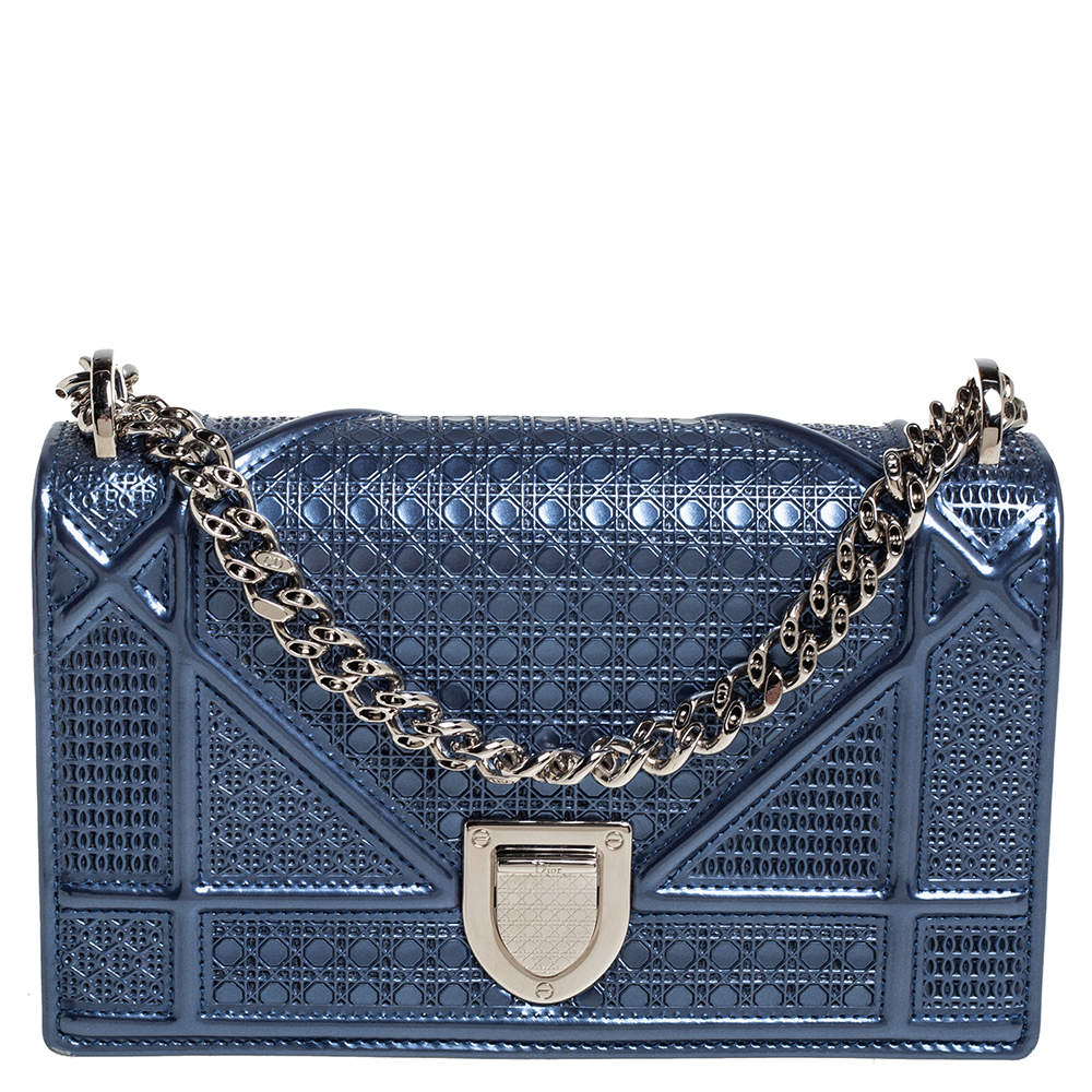 Pre Owned Dior Blue Micro Cannage Patent Leather Mini Diorama Chain Shoulder Bag