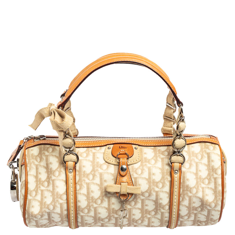 ممل وكة مسبقًا حقيبة ديور رومانتيك دوفيل جلد وكانفاس مقوى تروتر بيج/أبيض